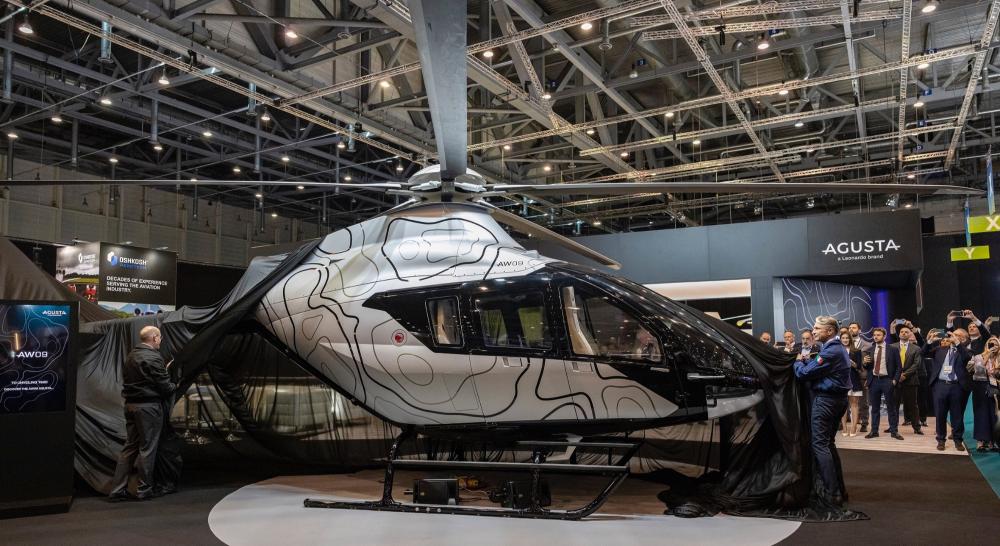 Leonardo unveils exclusive Agusta Vip-Corporate layout options for the AW09
