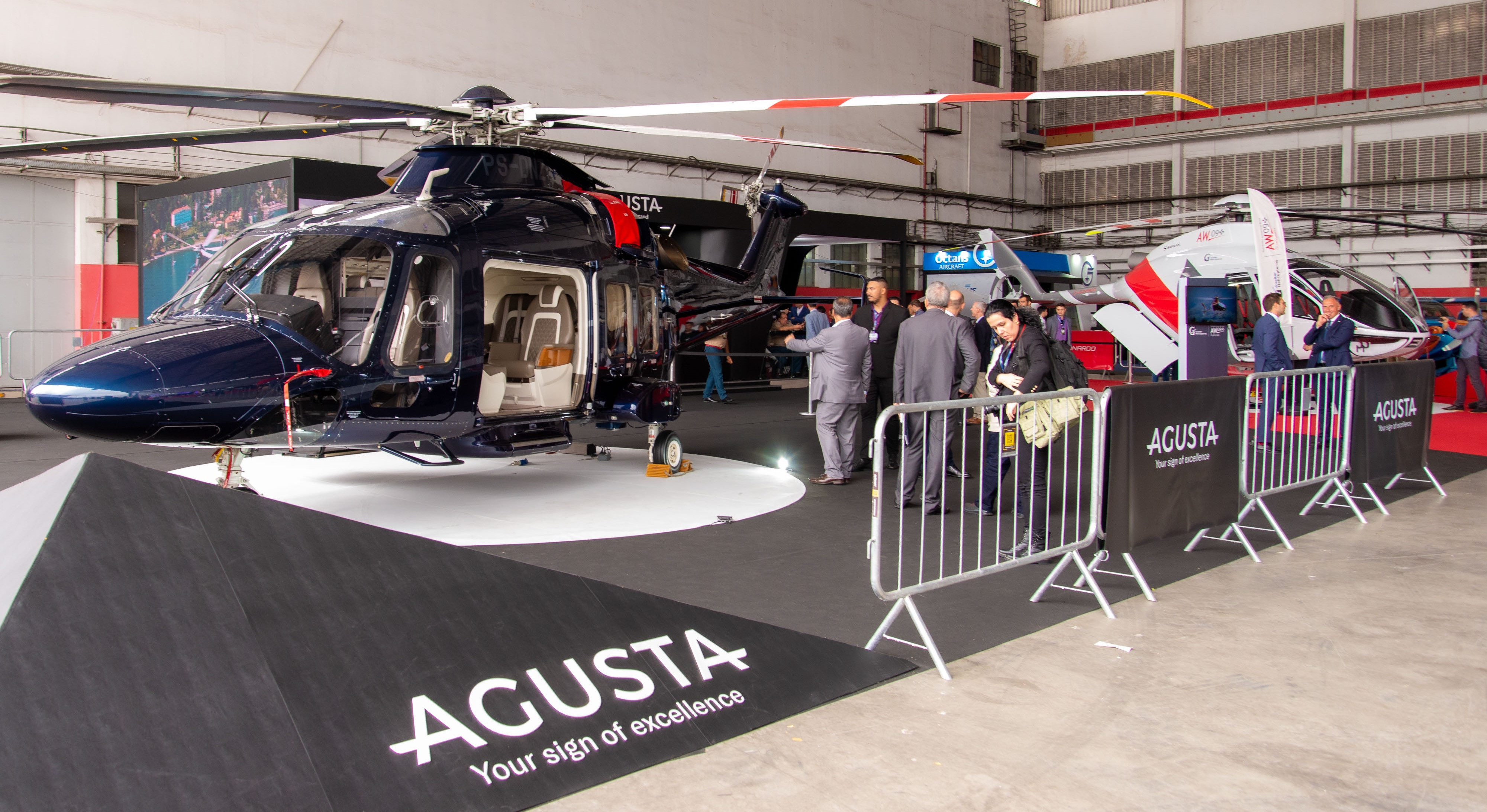 Leonardo’s leadership in private helicopter transport market reaffirmed with new contracts in Latin America announced at LABACE 2023