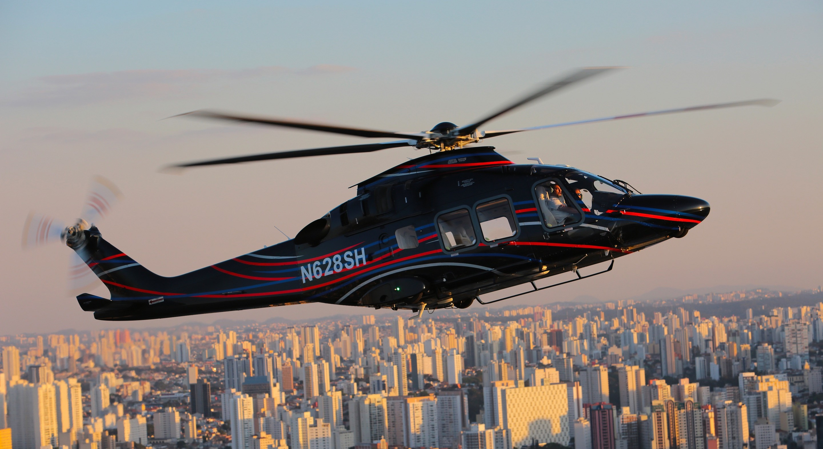 Leonardo in Brazil: the new Service and Logistics Centre to enhance helicopter services.